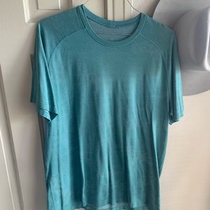 Mens lululemon short sleeve athletic shirt